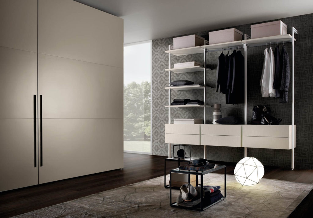 Modern Walk In Closet